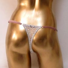 ストリングタンガ
ハクモクレン