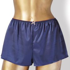 フレアパンツ
レクトゥールネイビー