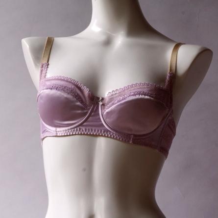 ワイヤーブラ
フジ
C,Dカップ