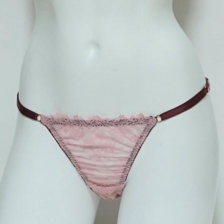 ストリングビキニ
黄昏(たそがれ)